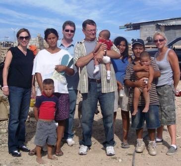 Mission trip group with Jen